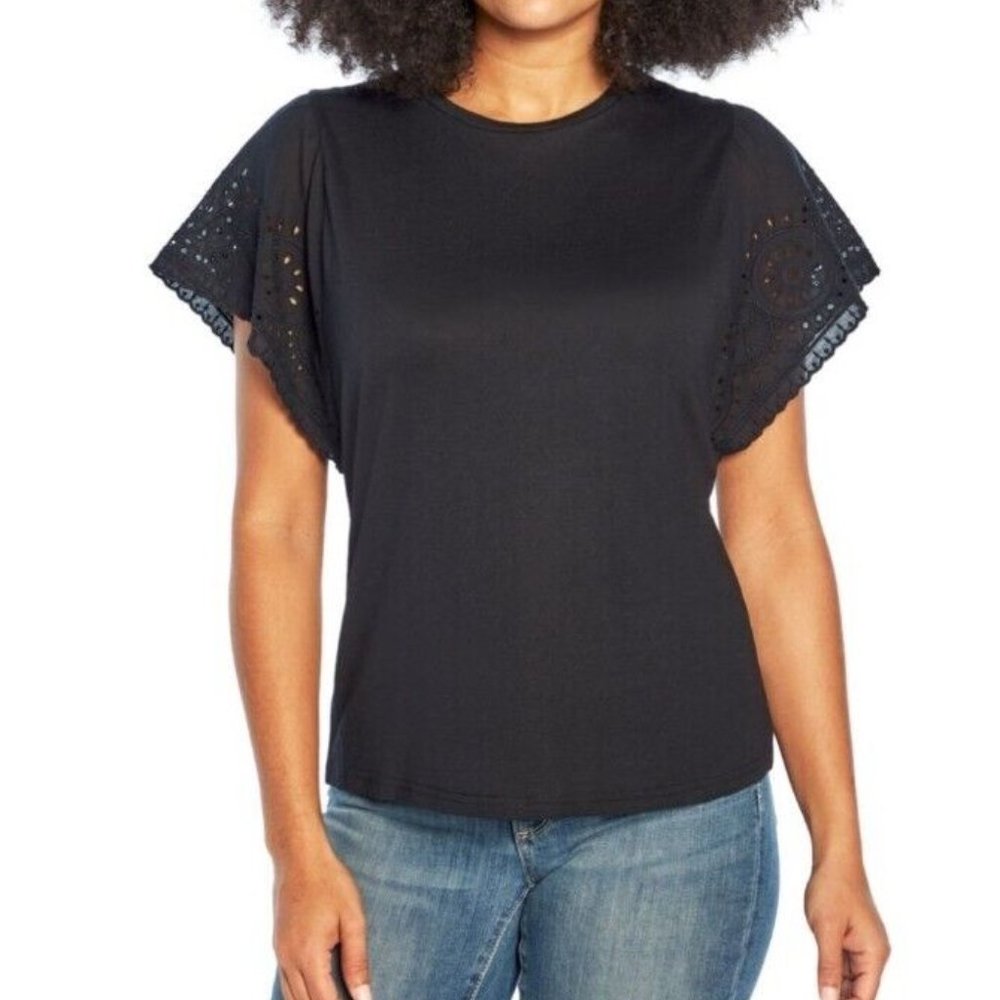 GAP Women's Eyelet Flutter Short Sleeve Scoop Neck Shirt Black